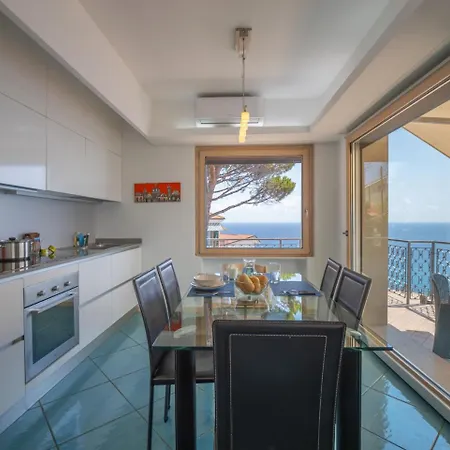 Babyaccommodation Family Heaven Ii * בורג'ו ורצי
